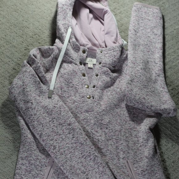 Thread + Supply Size M Pink Grey Variegated Snap Button Rounded Hem Hoodie NWOT - Picture 5 of 6